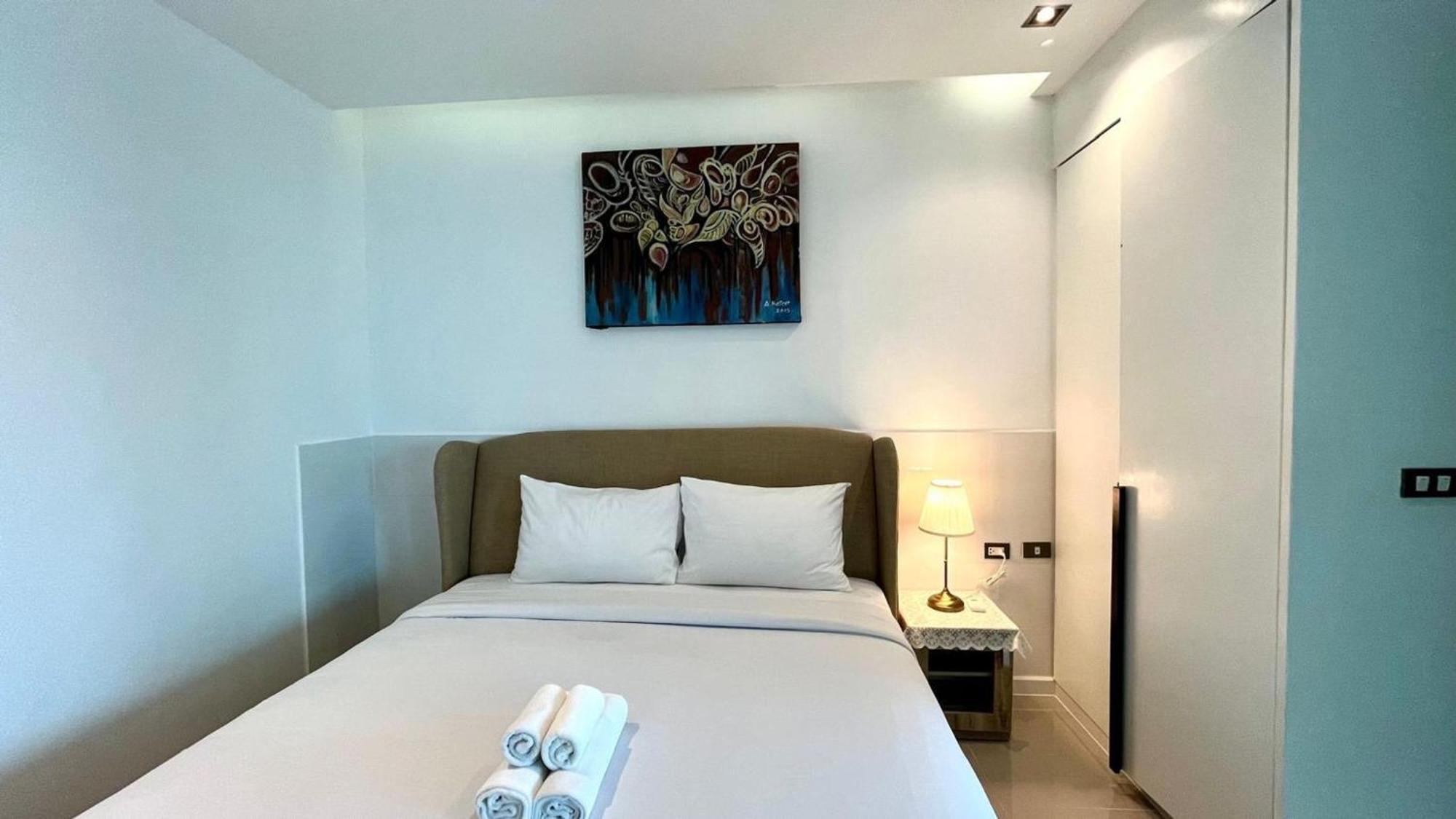 Nhà nghỉ The Oh So Sexy Triple Penthouse-Rare 3-5Br 188M2 Patong